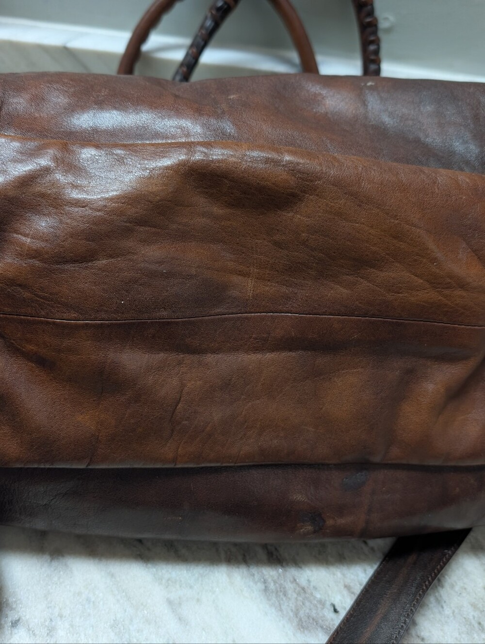 Francesco Biasia Distressed Brown Leather Shoulder Bag with Brass Ring Detail - Picture 11 of 16